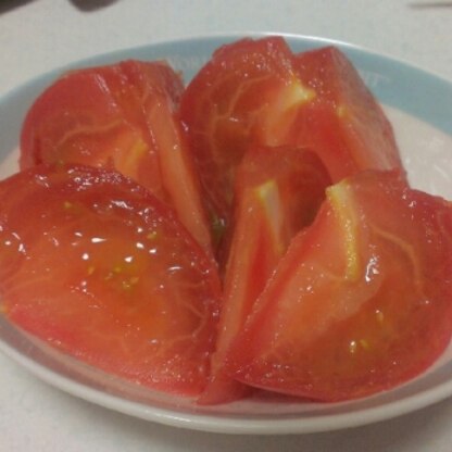 トマトのぬか漬け初めて作りました☆
いつもとちょっと違った感じで美味しかったです( ´∀｀)